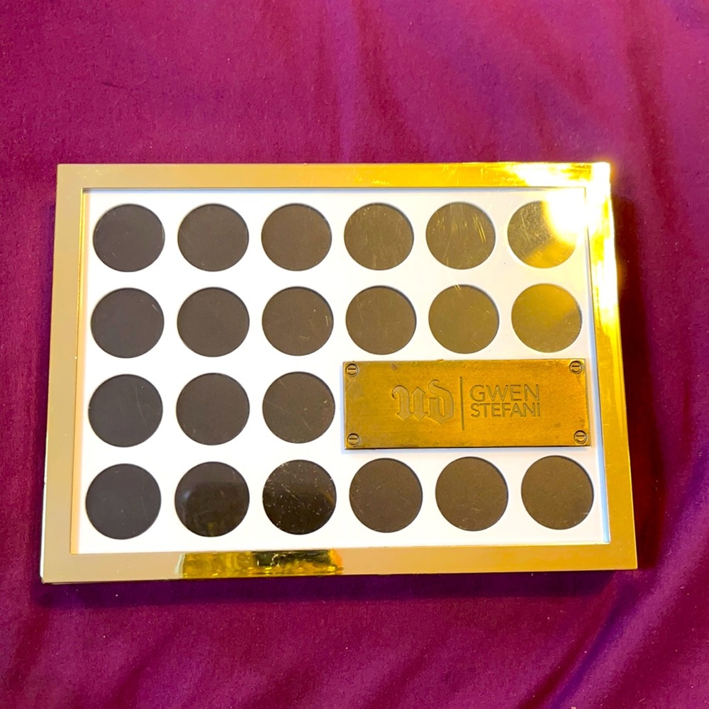 ✨Urban Decay Gwen Stefani Palette 🎨